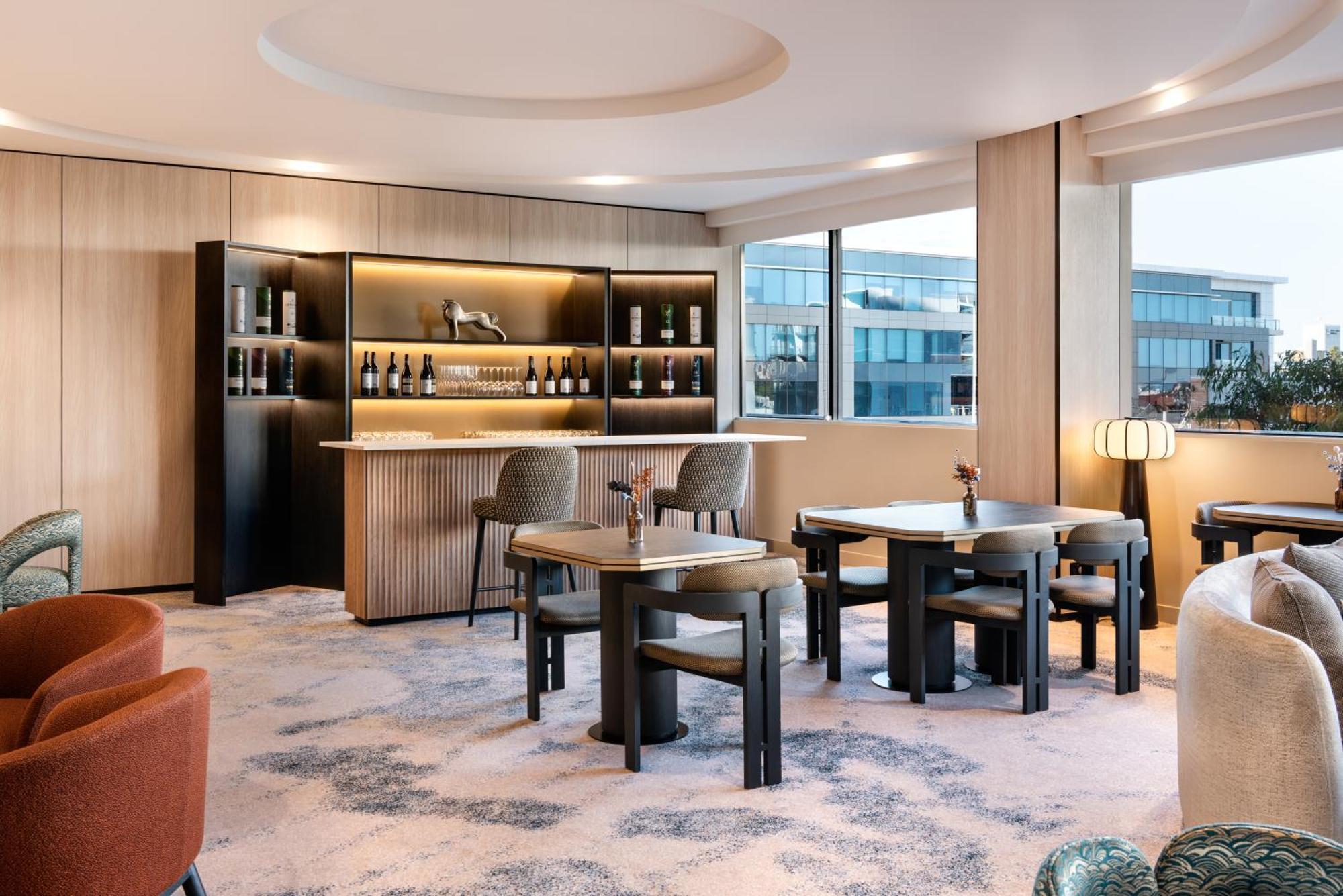 فندق بان باسيفيك بيرث المظهر الخارجي الصورة The Club lounge at London Heathrow Airport